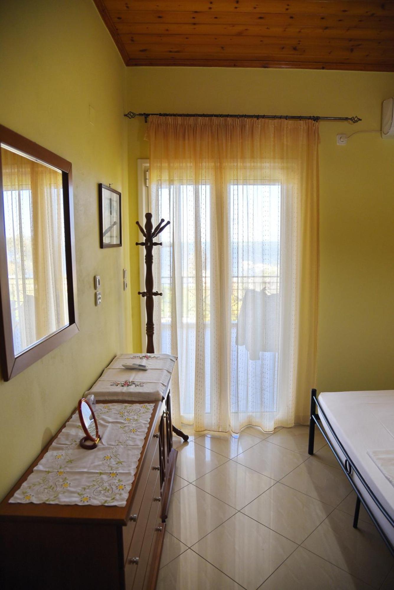 Apartment Nikolas House Beside The Sea Next To Lefkada *